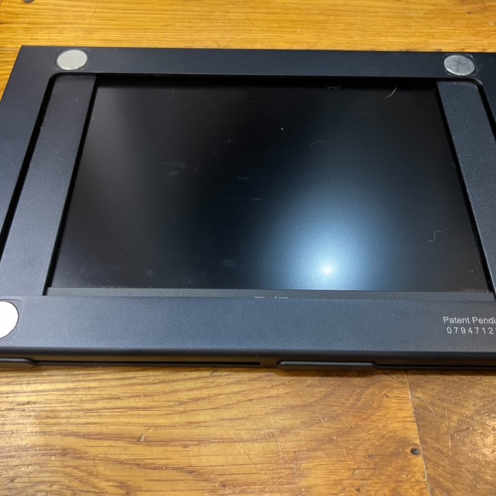 SideTrak Slide Portable Monitor - Picture 3 of 10